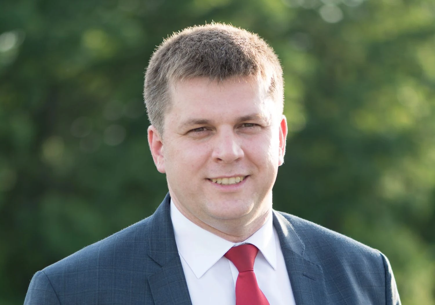 Поширював проросійські наративи та сприяв підривній діяльності рф: депутату від