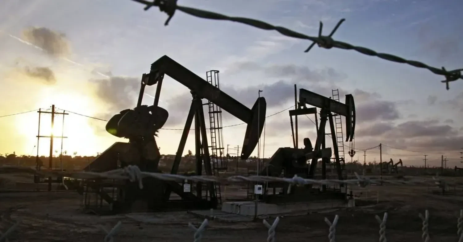 Ціни на нафту обвалилися нижче 100 доларів після заяви Трампа про перемир
