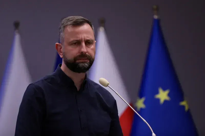 Міністр оборони Польщі Косіняк-Камиш вирушив на Волинь у день памʼяті жертв трагедії