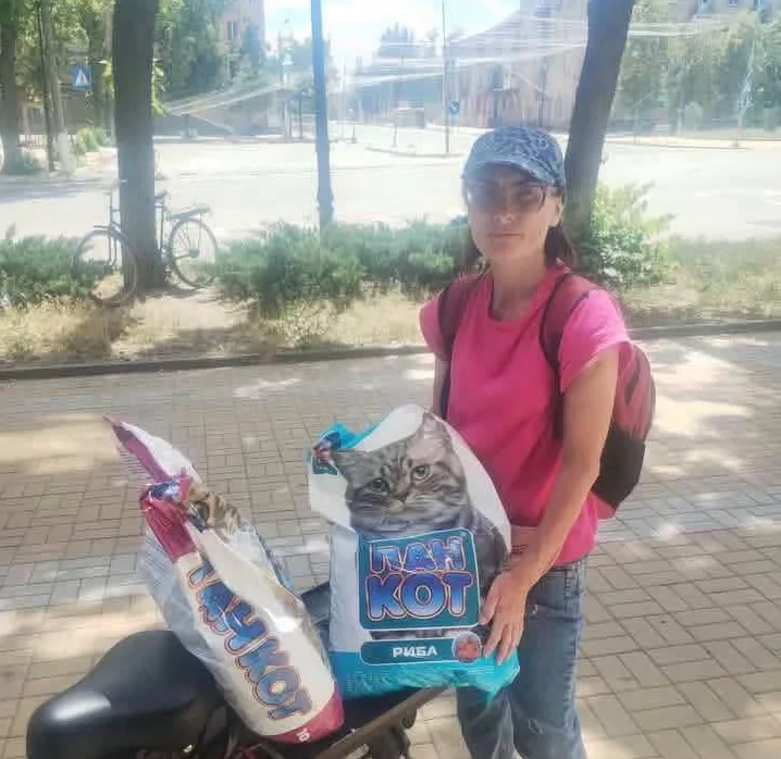 У Дружківці від удару КАБу загинула волонтерка Ольга Кузьменко та тварини, яких вона годувала