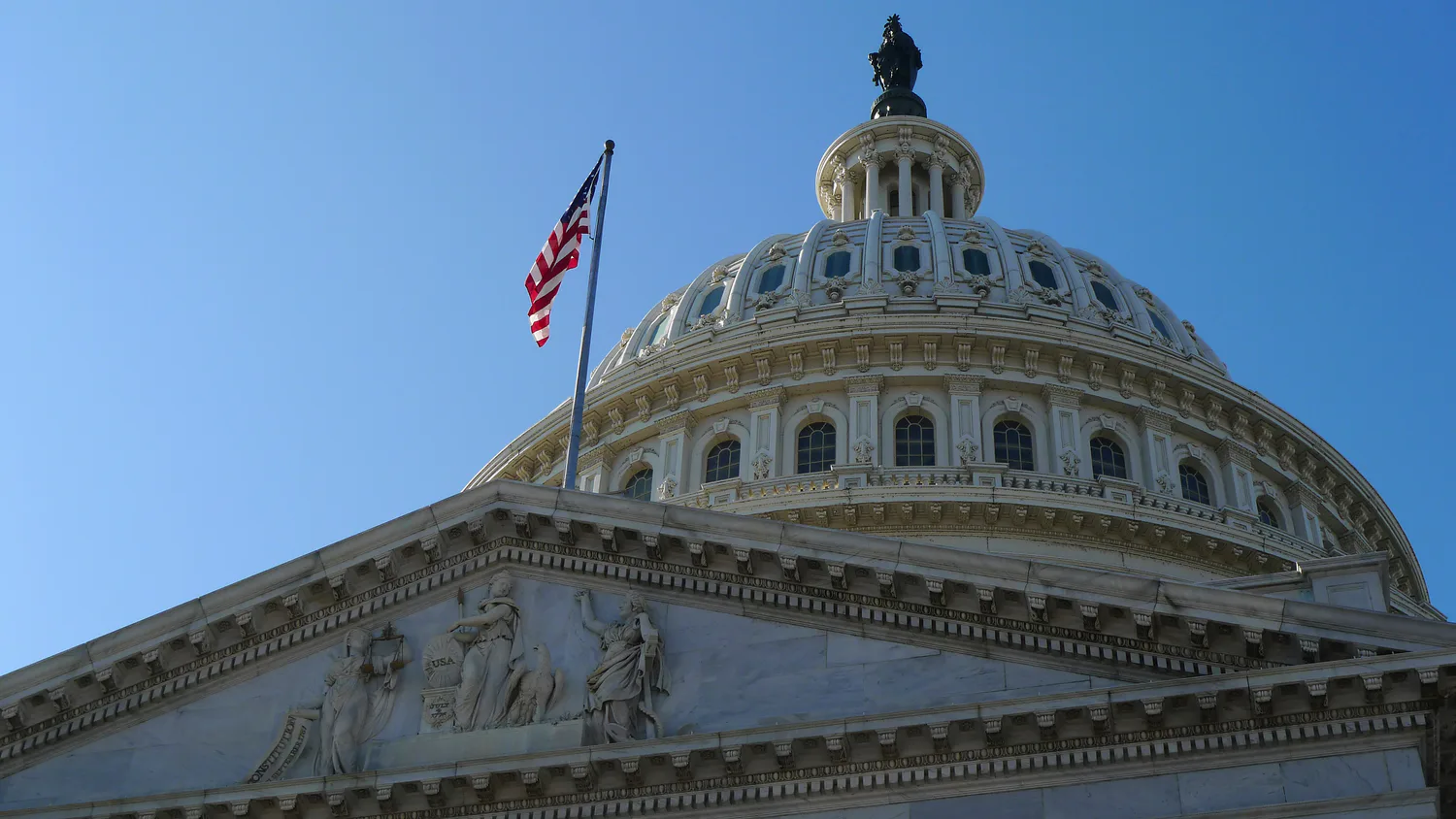 Сенат США попередньо схвалив законопроєкт про енергетичні санкції проти росії
