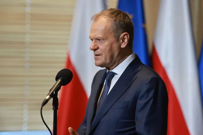 Туск скликав координаційну групу через порушення повітряного простору Польщі під час атаки рф на Україну